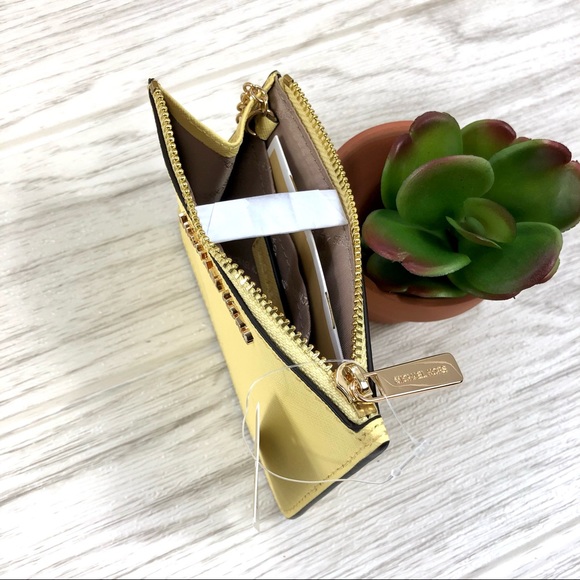 Michael Kors Small Coin Pouch Wallet Card - Picture 3 of 5